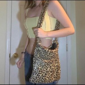 faux fur fuzzy cheetah print y2k tote shoulder purse